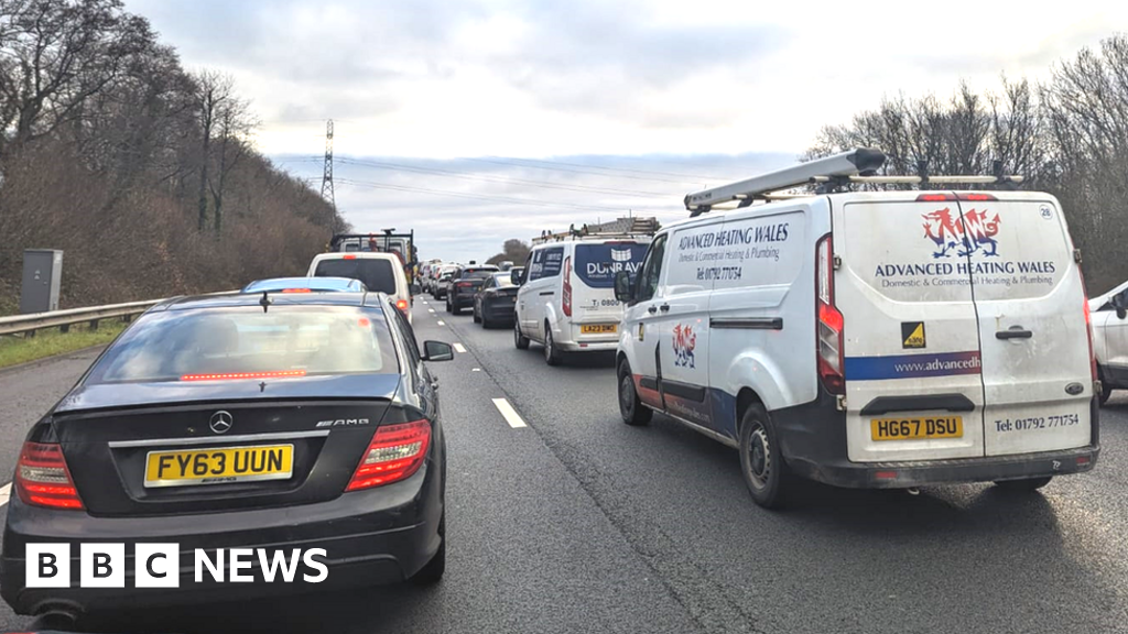 Newport: M4 Reopens 13 Hours After Fatal Three-car Crash