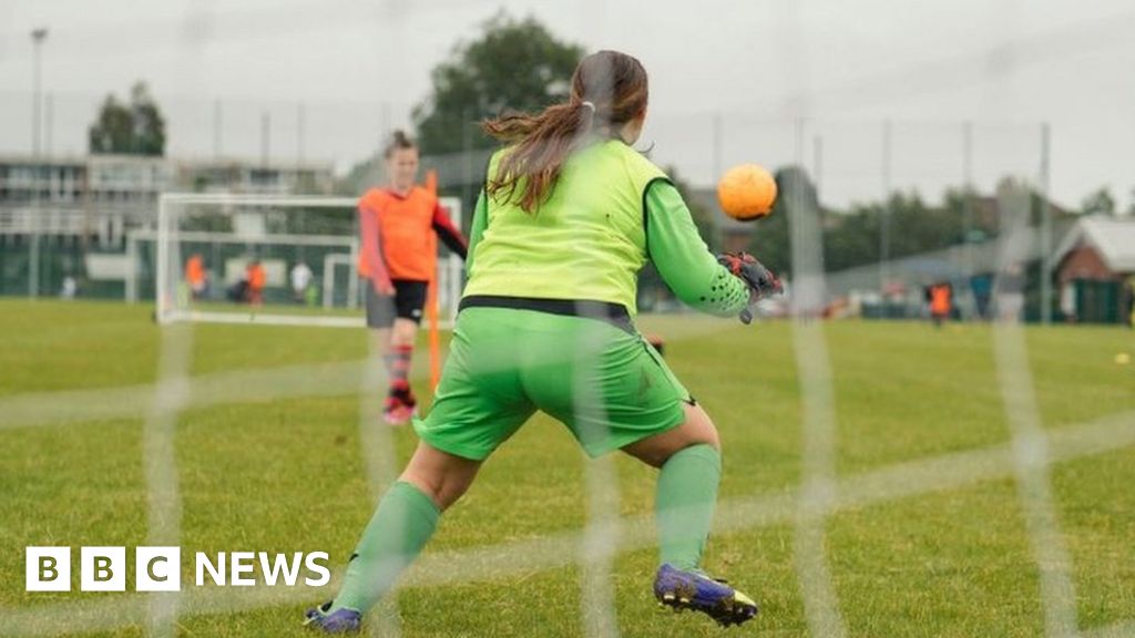 General election 2019: Tories pledge £550m for grassroots football General election 2019: Tories pledge £550m for grassroots football
