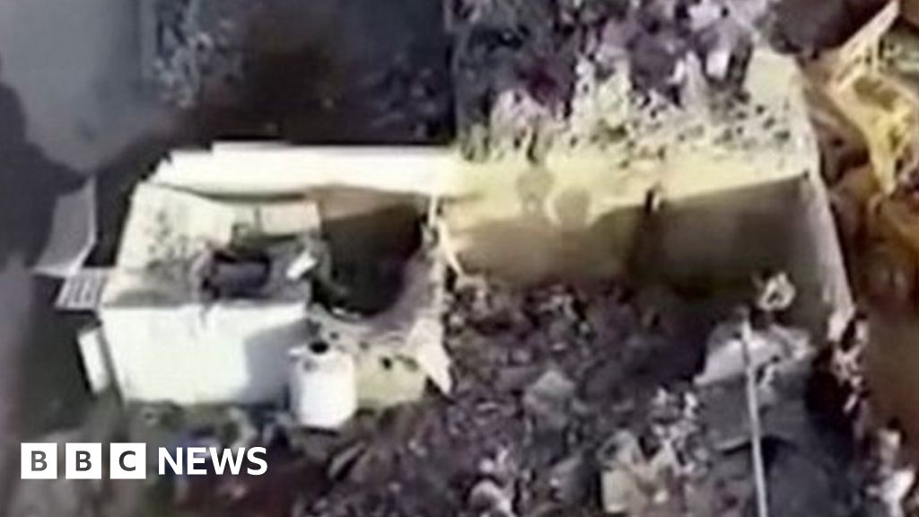 Dozens killed in Yemen prison air strike carnage