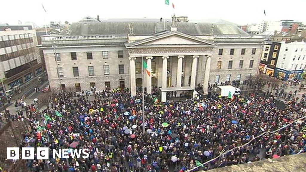 Thousands at water charges protests in Republic of Ireland BBC News