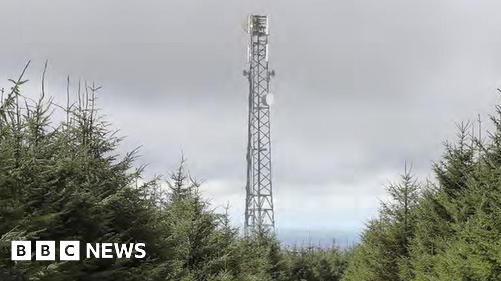 Preseli Hills: Data mast row sparks national park fears