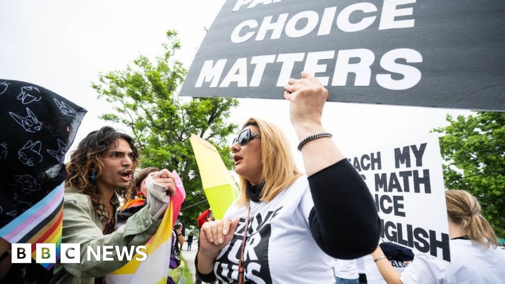 Parents clash in Pride protest at US primary school