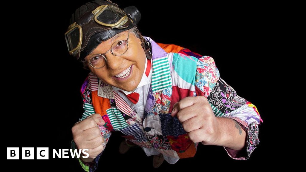 Roy 'Chubby' Brown: Sheffield cancellation supported by council