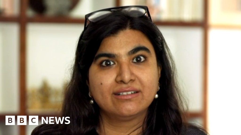 Im Helping Indian Women Take Financial Control At Home Bbc News 