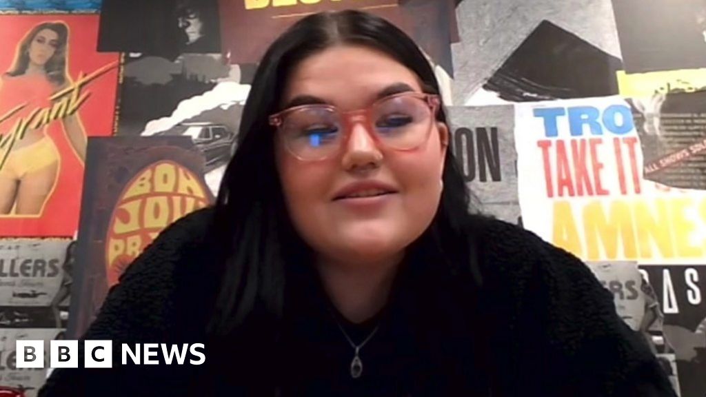 Kettering TikTok Sensation Mae Stephens Wrote Hit Song In Three Hours ...