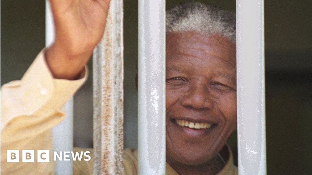 SA urges halt to Nelson Mandela's Robben Island prison cell key auction