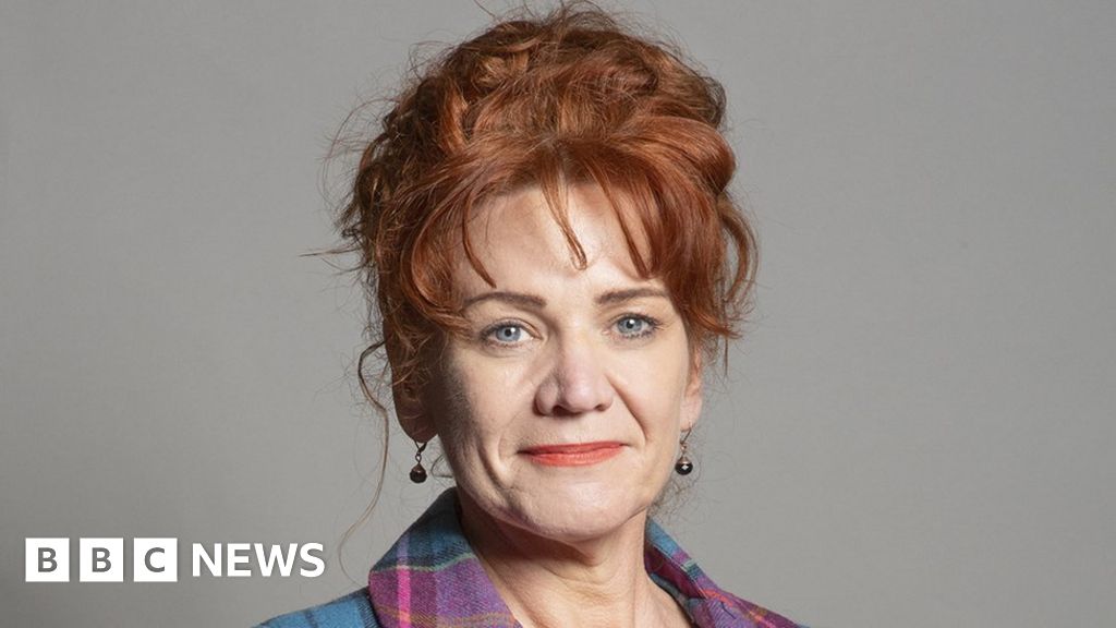 Wrexham AFC Fans Poke Fun At Sarah Atherton MP s Blunder BBC News