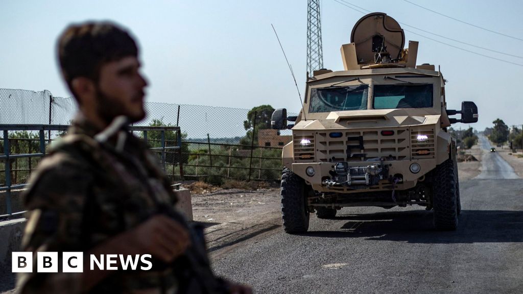 Атака с дрон уби шестима водени от кюрди бойци в американска база в Източна Сирия