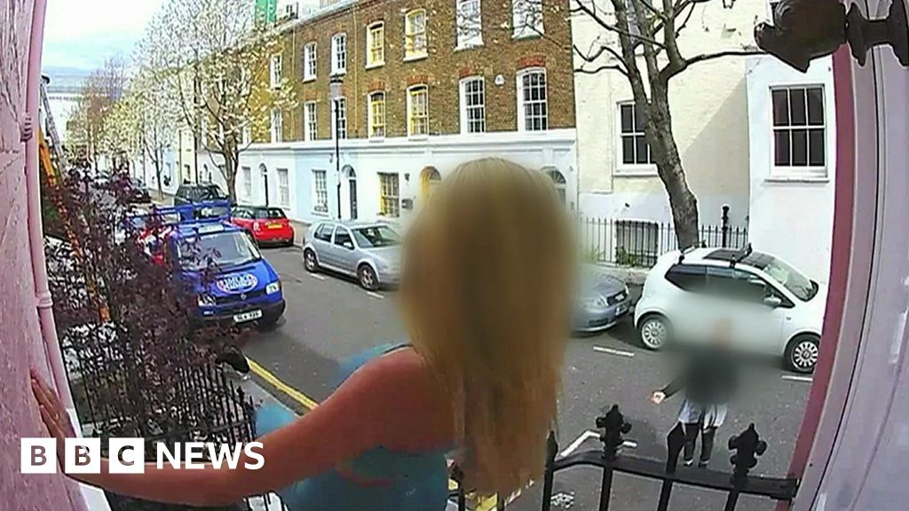 Instagram Footage shows influencers posing outside Notting Hill home BBC News