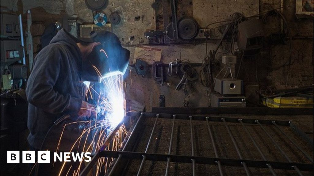 UK steel makers seek government help BBC News