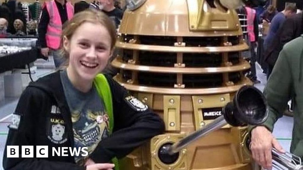 Guinness World Record: Woman collects Doctor Who memorabilia