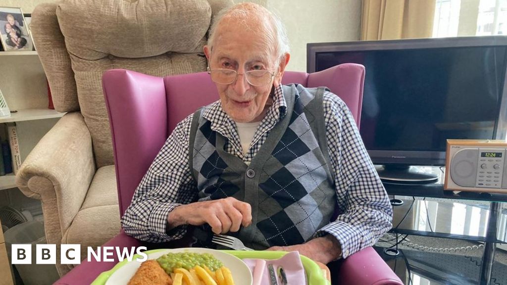 British great-grandad, 111, is now the worlds oldest man