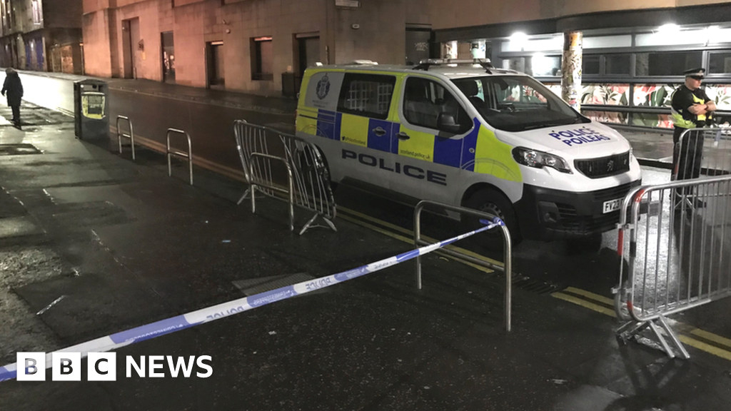 Cowgate: Two Children Among Five Pedestrians Struck By Car In Edinburgh ...