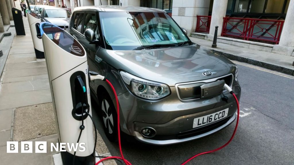 Electric car chargepoints to rise 10-fold by 2030 says DfT