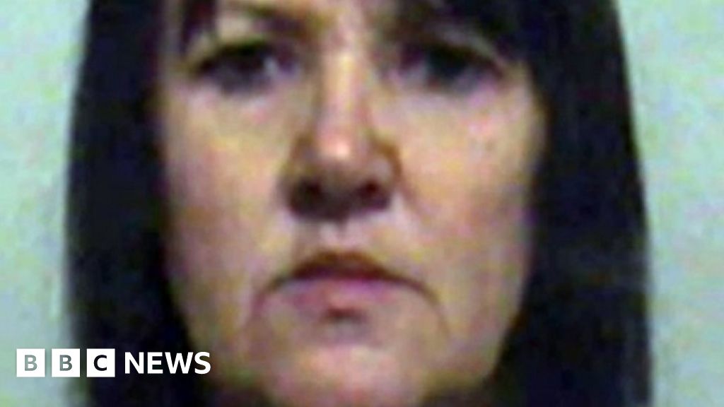 Money Addict Susan Rennie Jailed For £600000 Fraud Bbc News 5846
