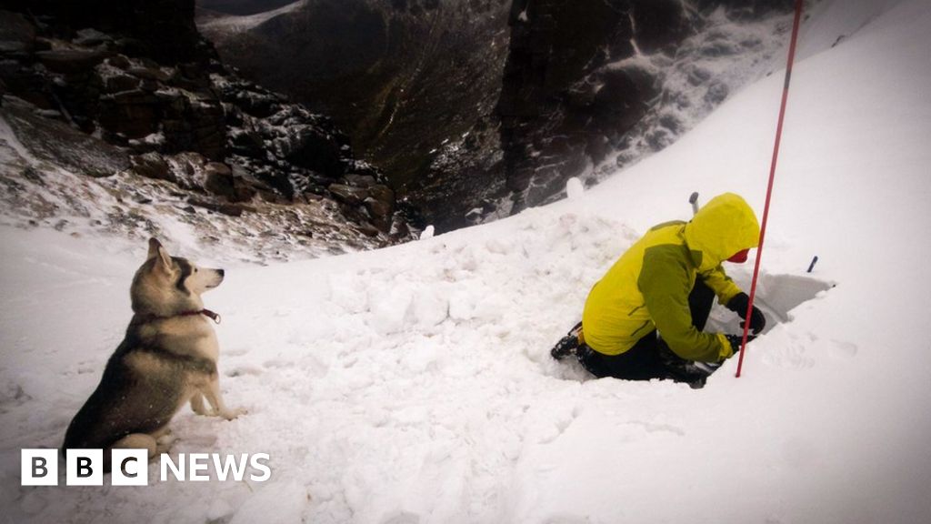 Scottish Avalanche Information Season To Begin - BBC News