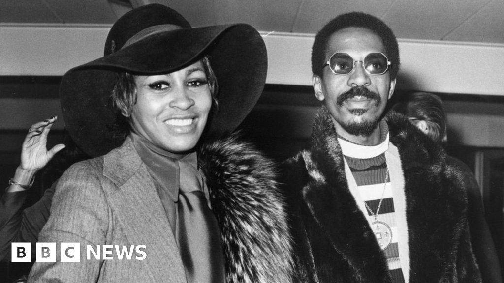 Tina Turner: 'Ike took me to sex show on wedding night' - BBC News