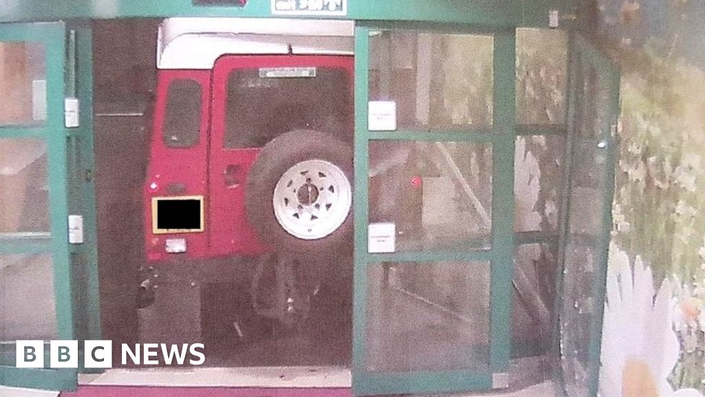 Ram-raiders target hospital cash machine