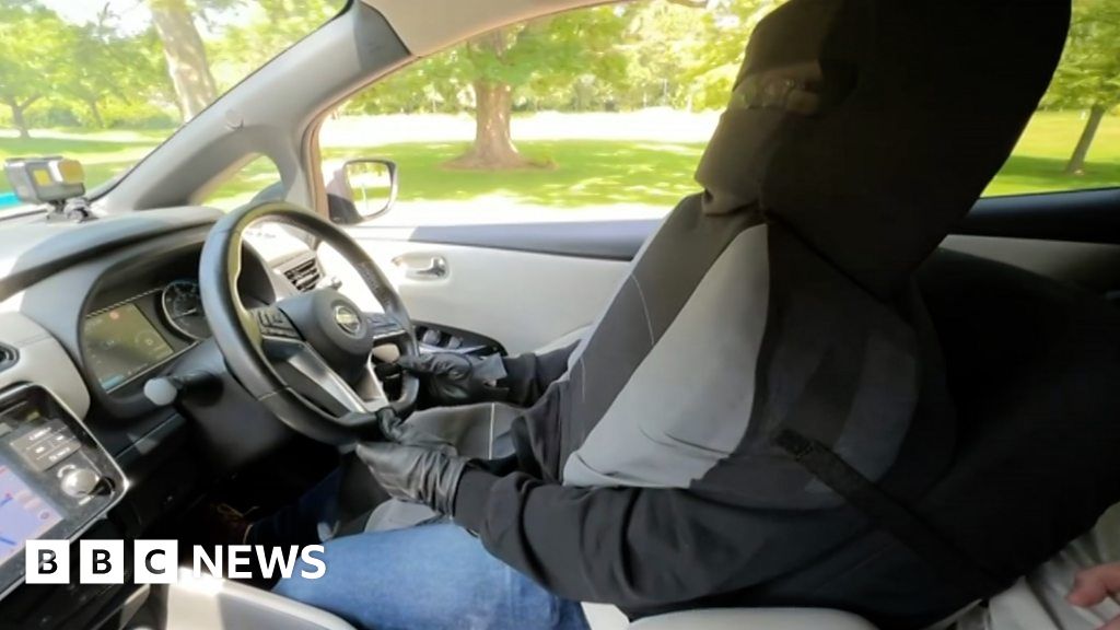 Driver disguises himself as car seat for study