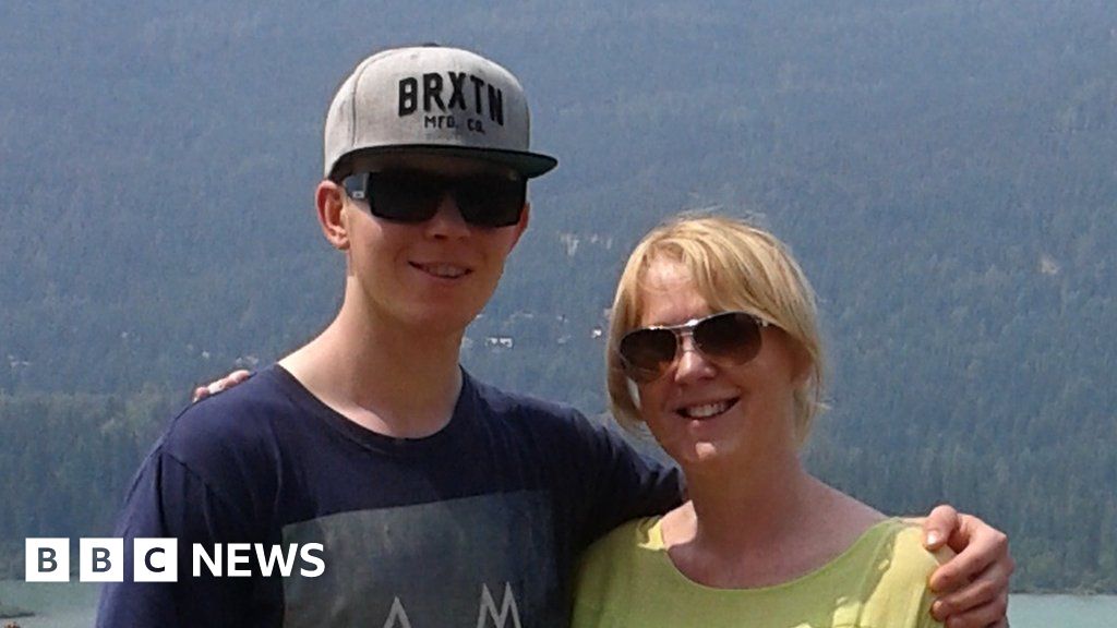'My son killed himself after circumcision' - BBC News