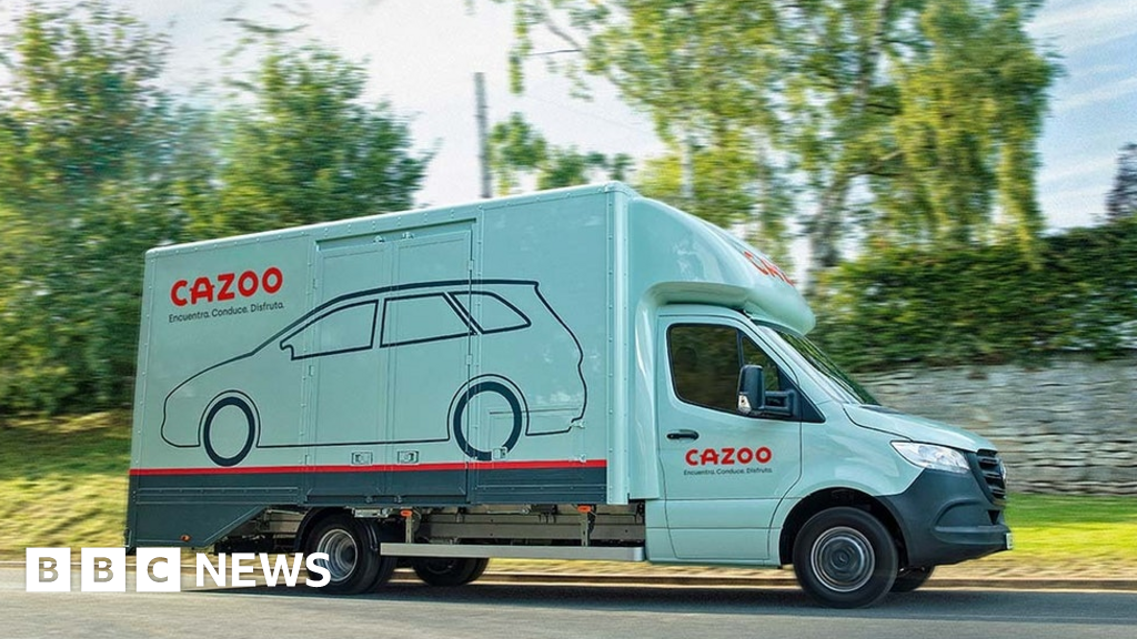 Online car retailer Cazoo consults with staff over site closures