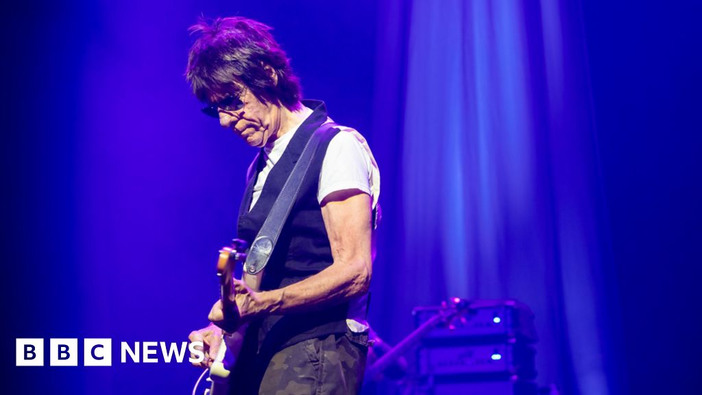 Mick Jagger, Rod Stewart lead tributes to Jeff Beck after death at 78