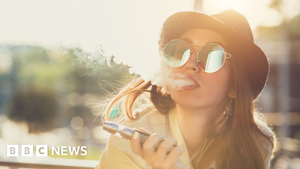 What S Behind A Vaping Illness Outbreak In The Us Bbc News
