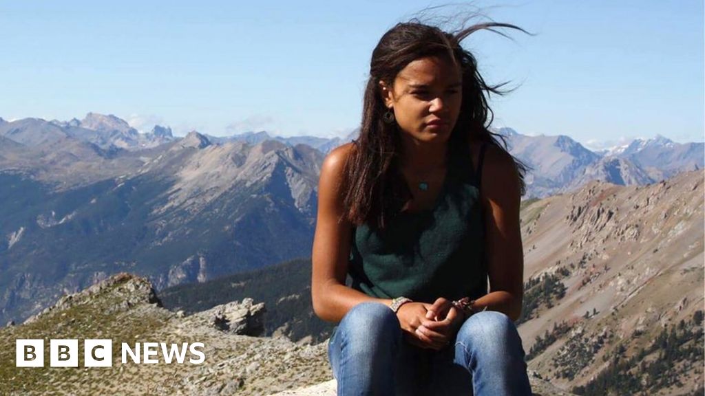 French jogger detained after crossing US-Canada border French jogger detained after crossing US-Canada border