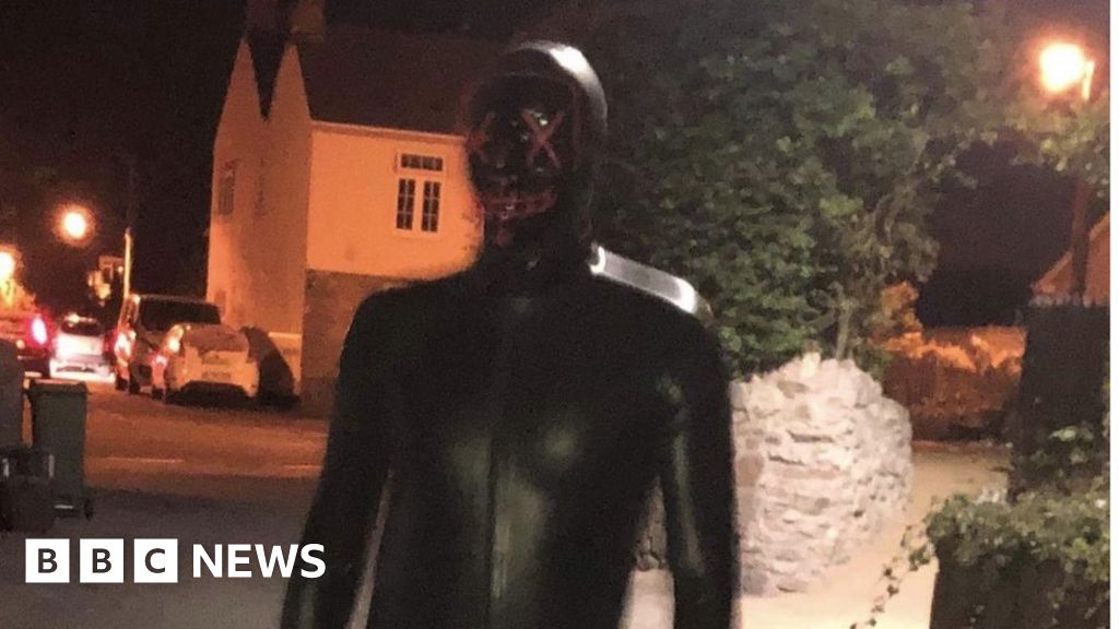 Gimp suit' man terrifies woman in Somerset village - BBC News