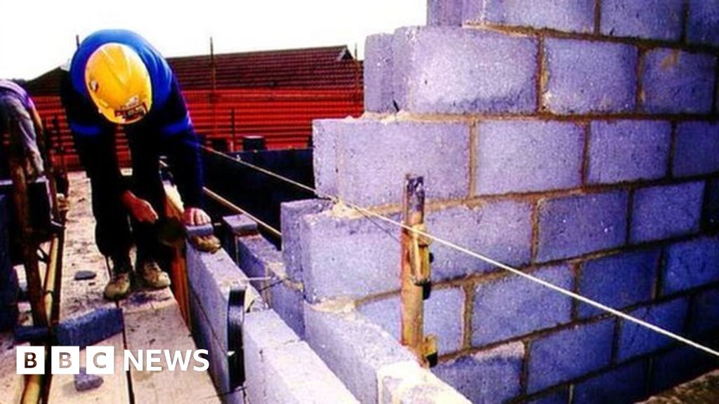 Thousands of children 'on council housing waiting lists' BBC News