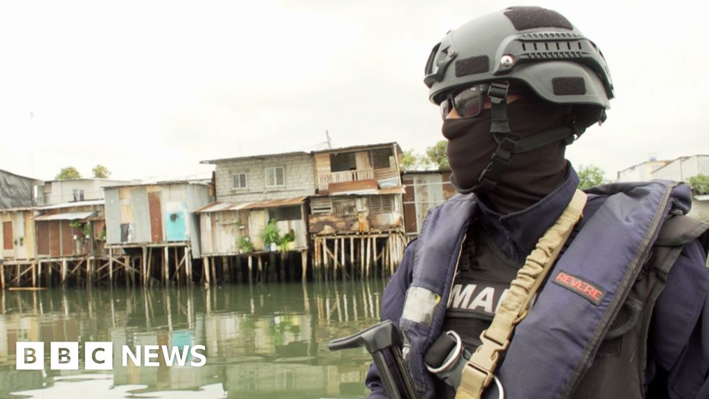Как Еквадор се превърна от туристическо убежище в нация в плен на банди