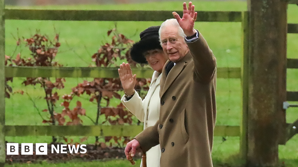 Koning Charles maakt zijn eerste publieke optreden sinds hij zijn diagnose van kanker bekendmaakte