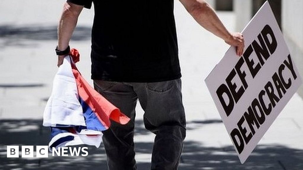 How to shake the fakes out of politics”rebrand.ly/inws” i News Today Blog