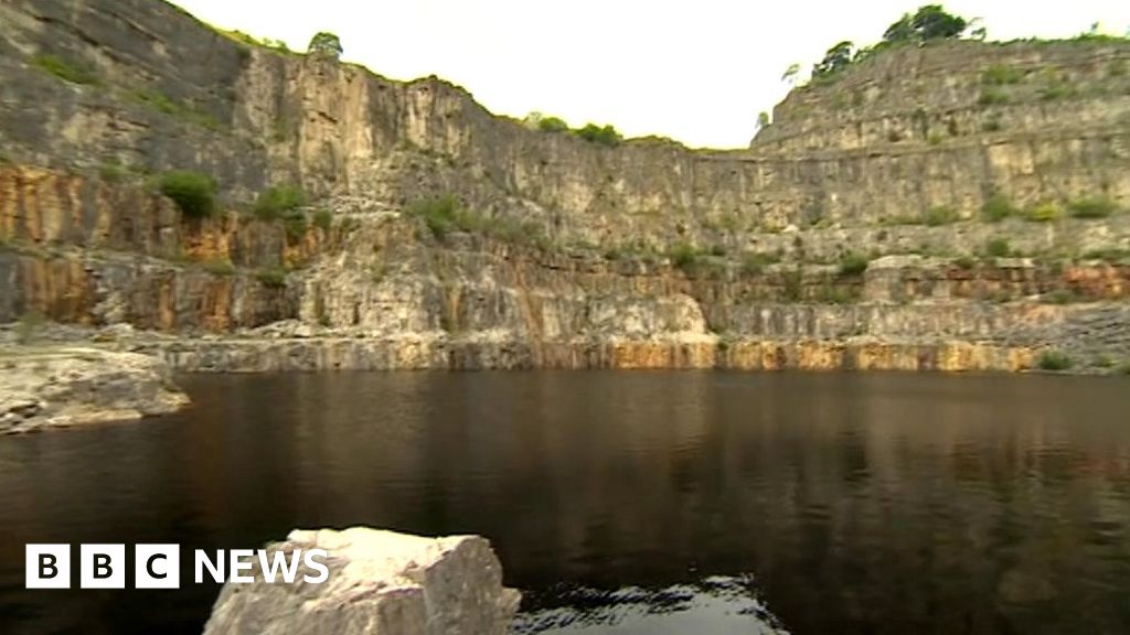 Middlepeak Quarry water turned black to stop swimming BBC News