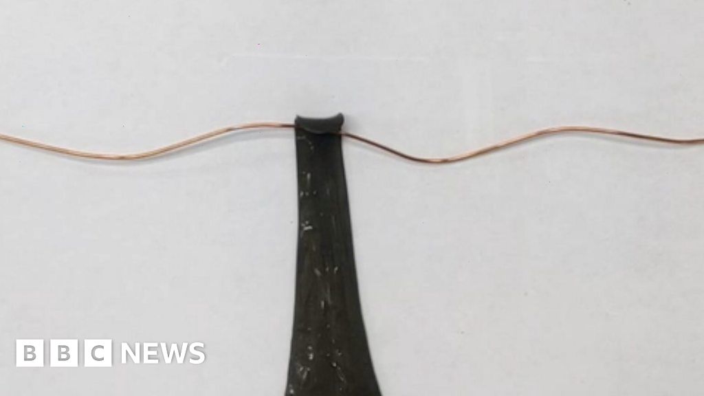 Researchers create slimy, magnetic ‘soft robot’