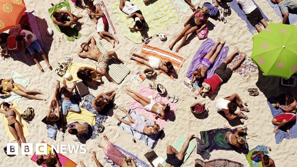 UK skin cancer deaths higher in men than women