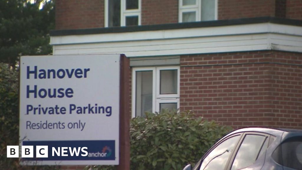 Portishead pensioners able to leave retirement home after three weeks