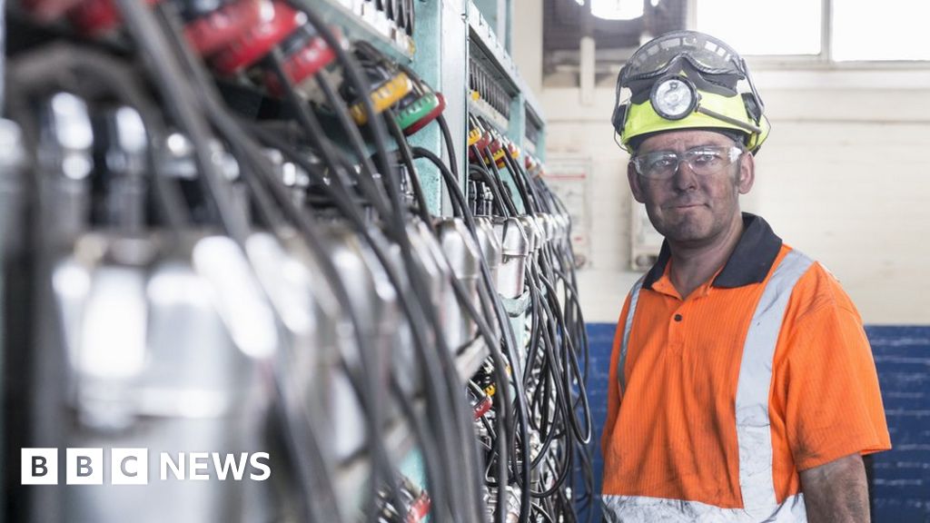 Cumbria coal mine: What is the controversy about?