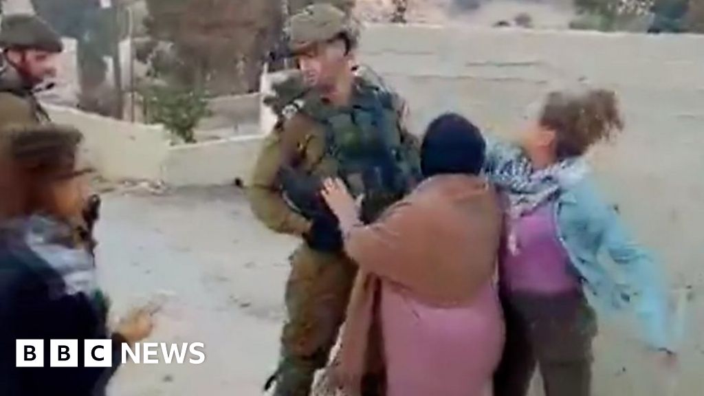 Ahed Tamimi Was Palestinian Teenagers ‘slap Terrorism Bbc News