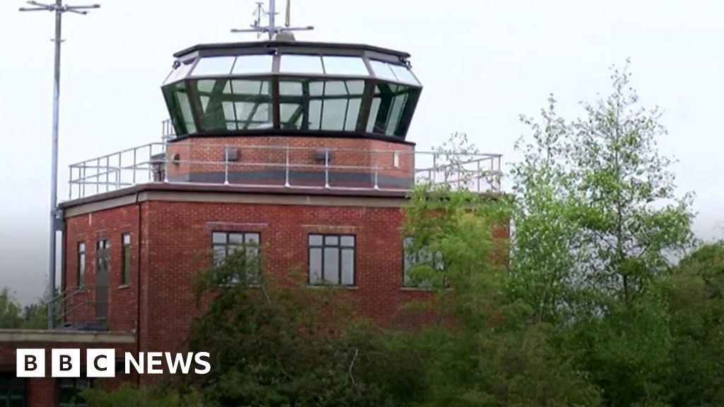 Greenham Common control tower opens the public BBC News