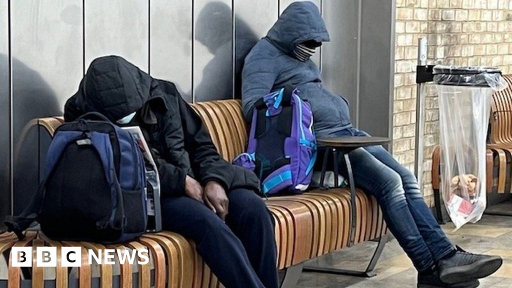 Number of rough sleepers rises by over a quarter