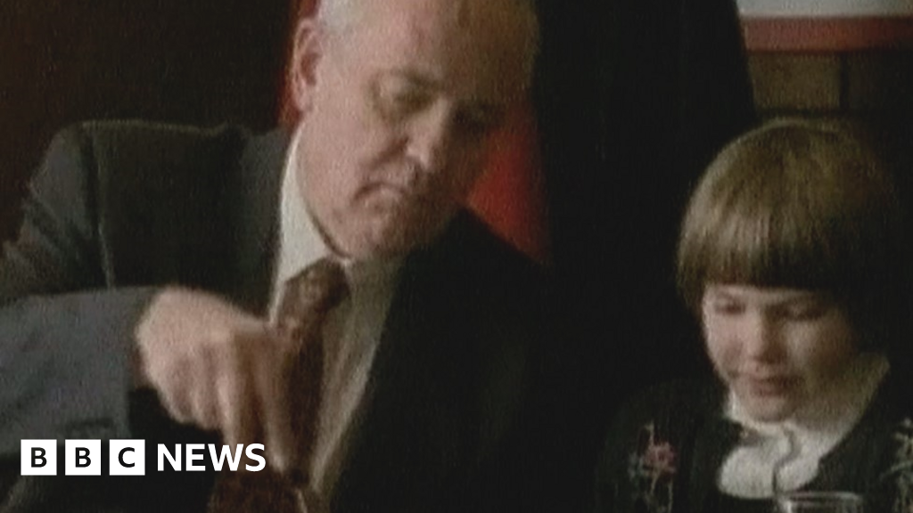 BBC report on Gorbachev Pizza Hut advert