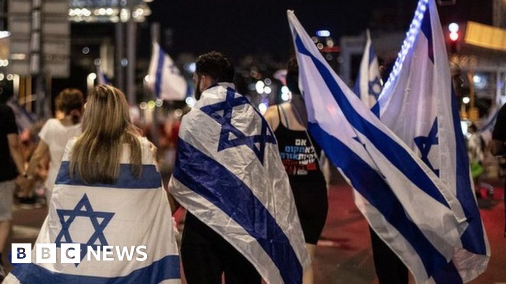 Diante da agitação em casa, os israelenses buscam oportunidades no exterior