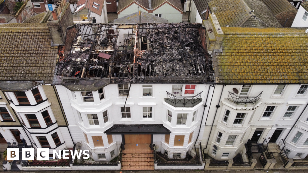 Great Yarmouth Appeal To House Victims Of Seaside Town Fire Bbc News