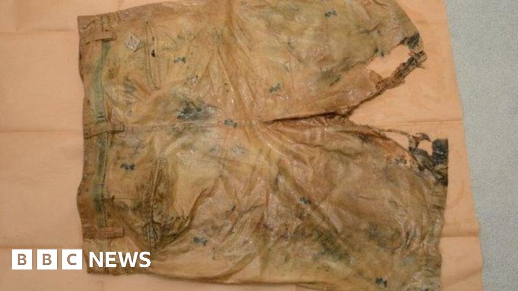 Appeal to identify mystery Ravensthorpe towpath body BBC News