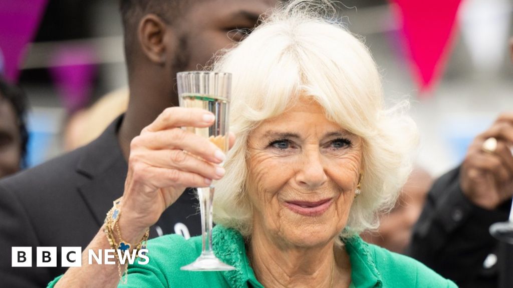 Queen Camilla raises a glass for Archers’ 20,000th episode