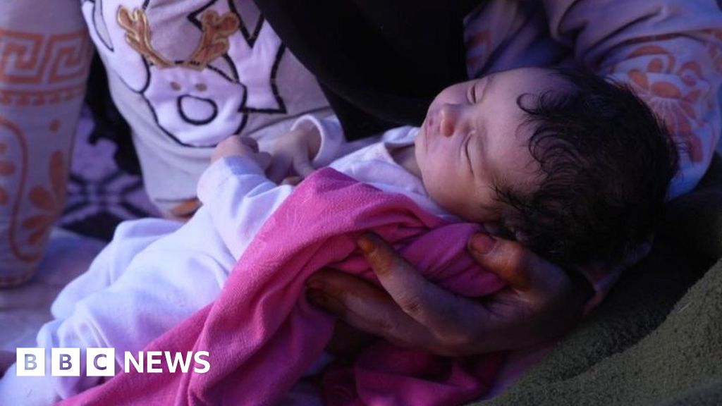 Morocco earthquake: Baby starts life in tent as quake victims await aid