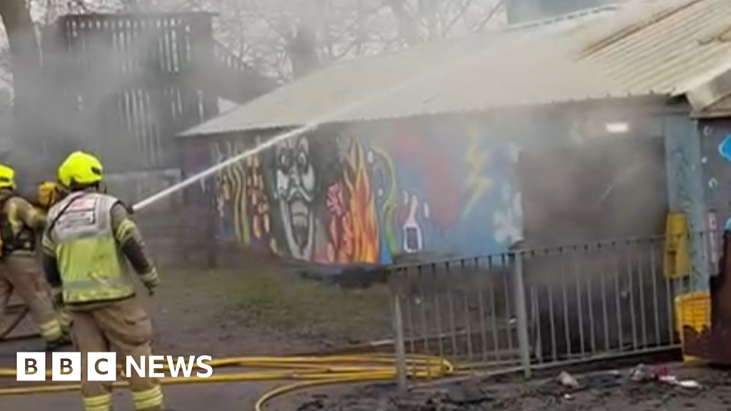 Leicester: Adventure playground repairs delayed after fire damage - BBC ...