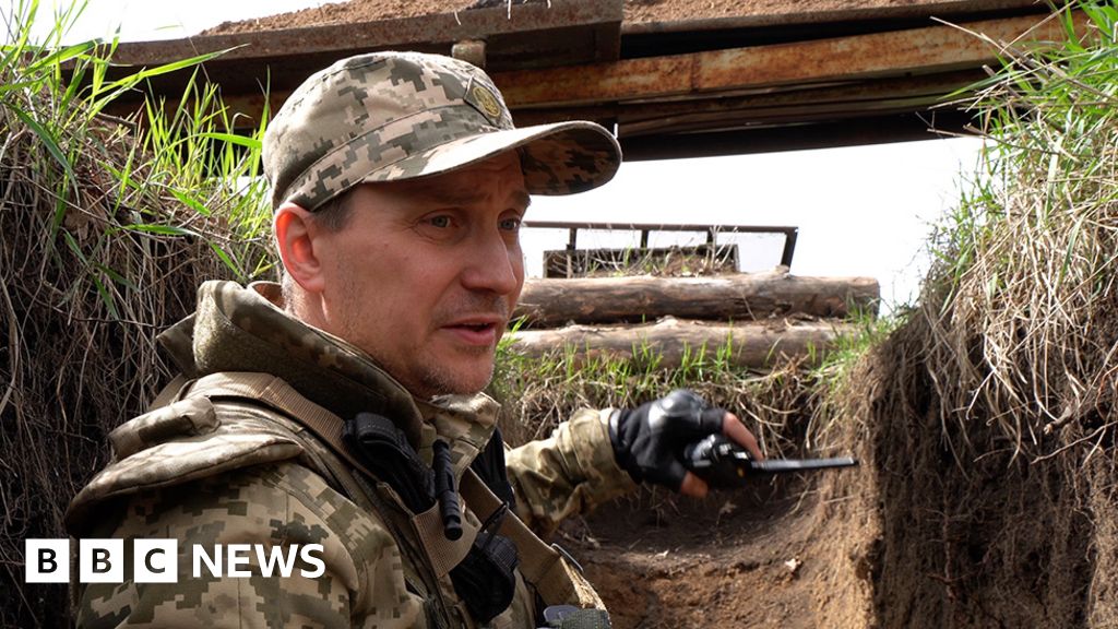 Ukraine: Facing the Russian Army on the frontline in Donbas