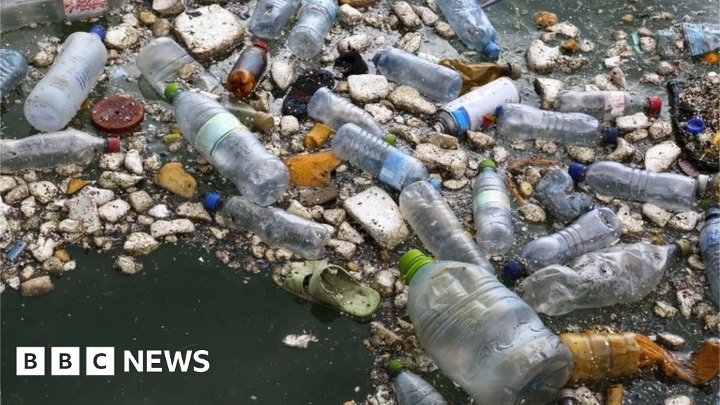 Climate change: Boris Johnson to chair new committee - BBC News